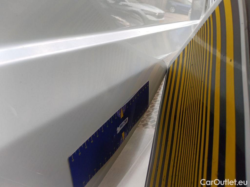 Ford  Transit Ford  350M 2.0TD 130pk 96kW M6 Trend 4d #23