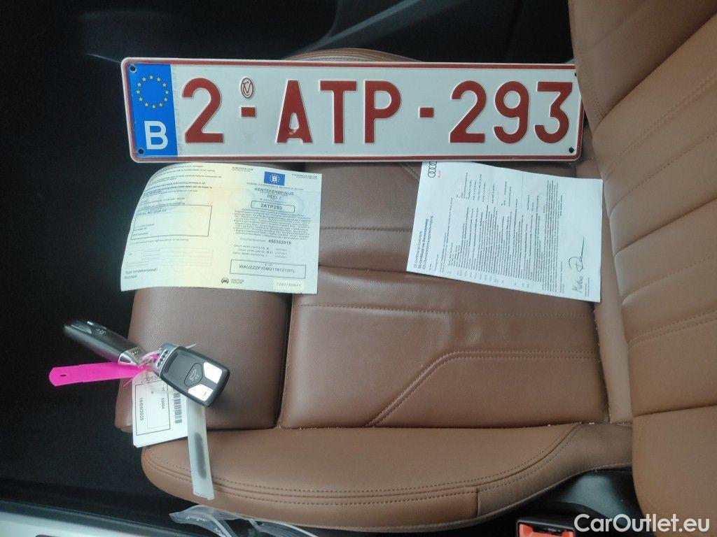 Audi  Q5 Audi  Business Edition S line 35 TDI S tronic 5d #4
