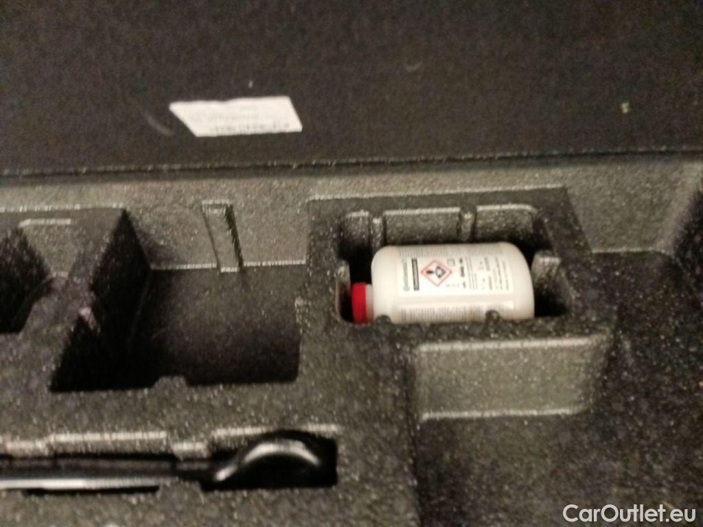 Jaguar  E-PACE JAGUAR  DIESEL - 2021 2.0 D MHEV AWD D200 R-Dynamic S 5d #13