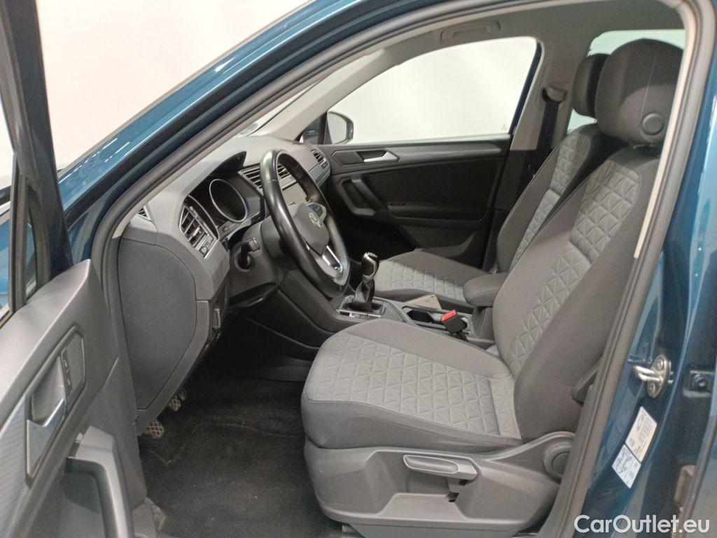 Volkswagen  Tiguan Volkswagen  1.5 TSI 96kW Life 5d #3