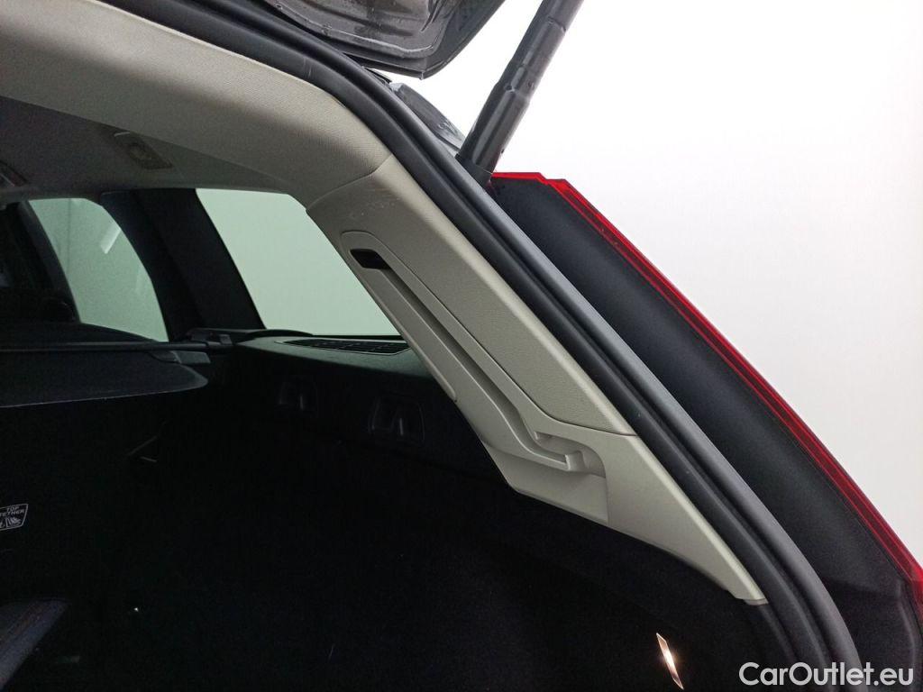 Volvo  V60 Volvo  B3 Core DCT 5d #46