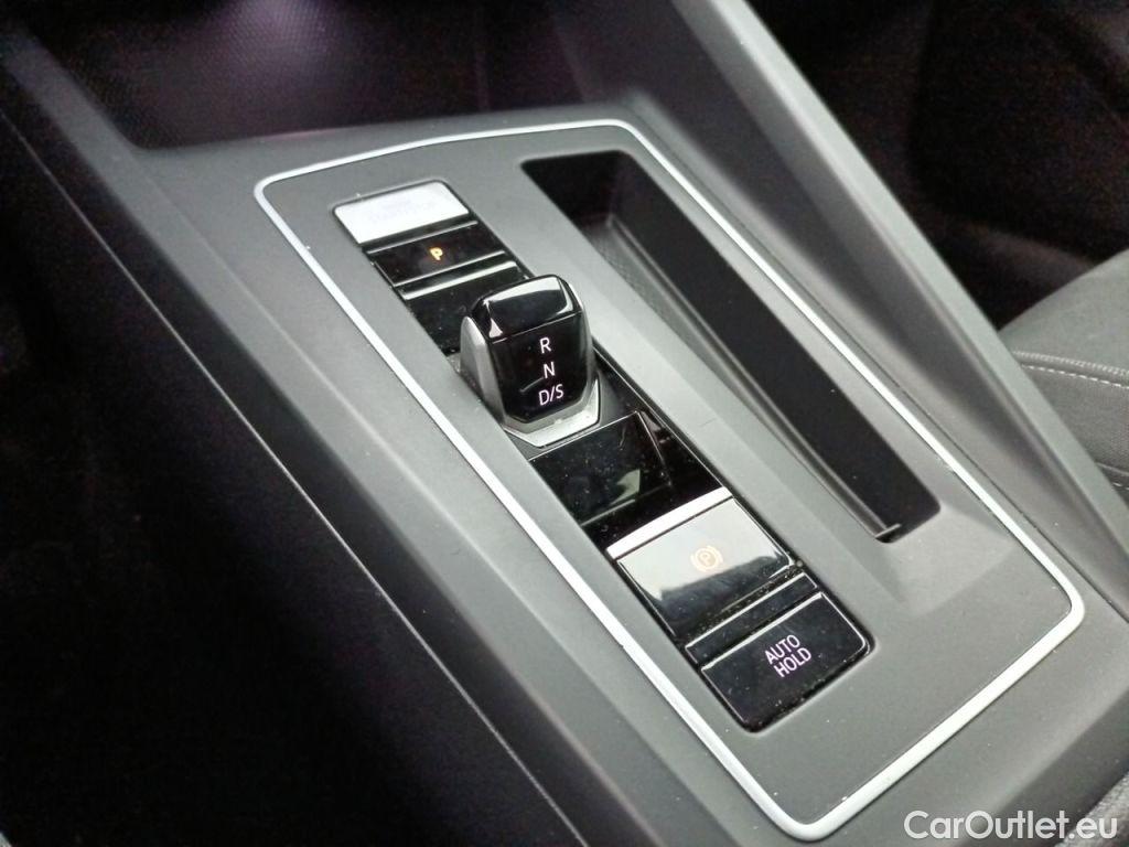 Volkswagen  Golf  Volkswagen Variant VIII 2.0 TDI 85kW DSG Life 5d #31