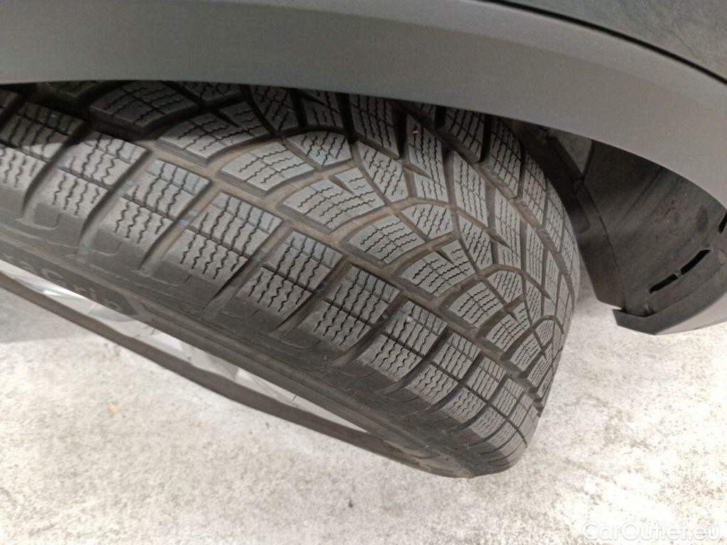 Volkswagen  Tiguan Volkswagen  1.5 TSI 96kW Life 5d #19