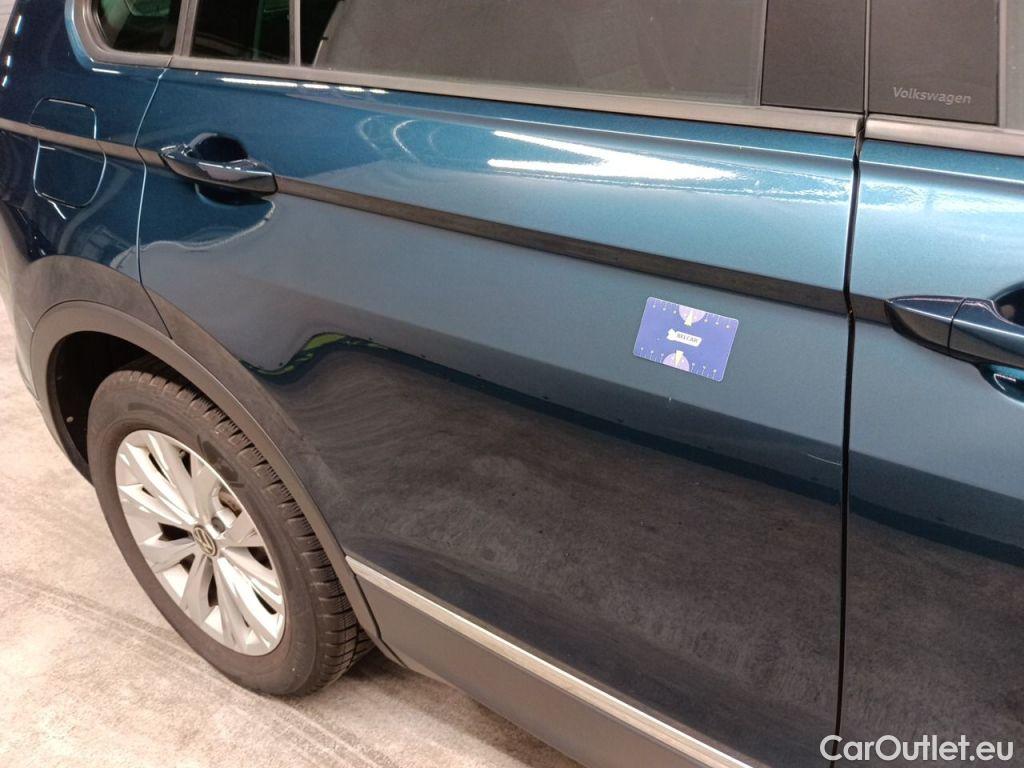 Volkswagen  Tiguan Volkswagen  1.5 TSI 96kW Life 5d #42