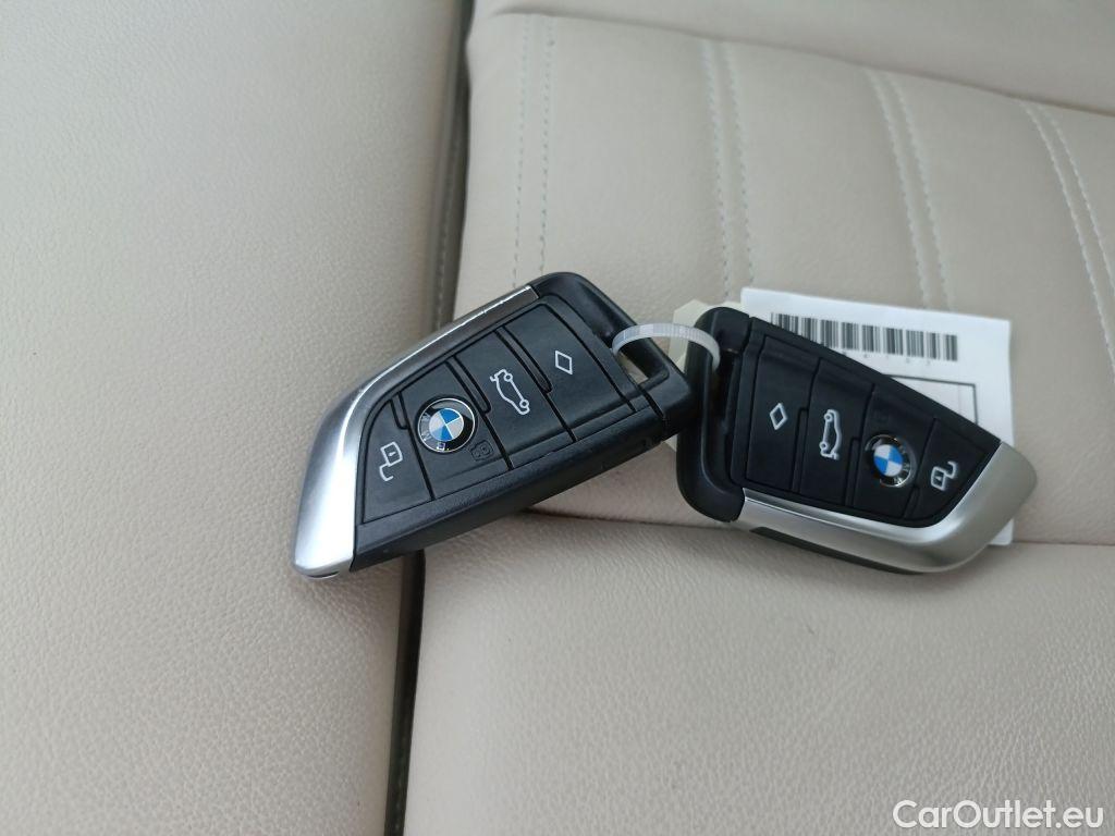 Bmw  X3 BMW  30e 2.0i 252 xDrive 5d Auto #4