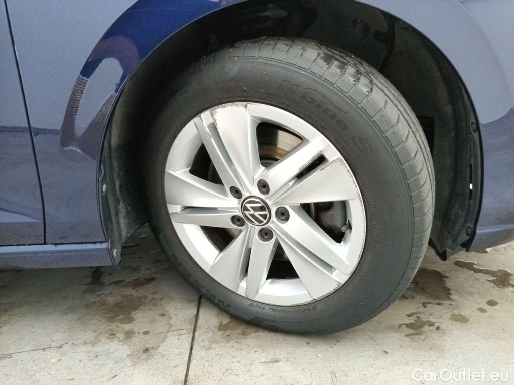 Volkswagen  Golf  Volkswagen Variant VIII 2.0 TDI 85kW DSG Life 5d #62