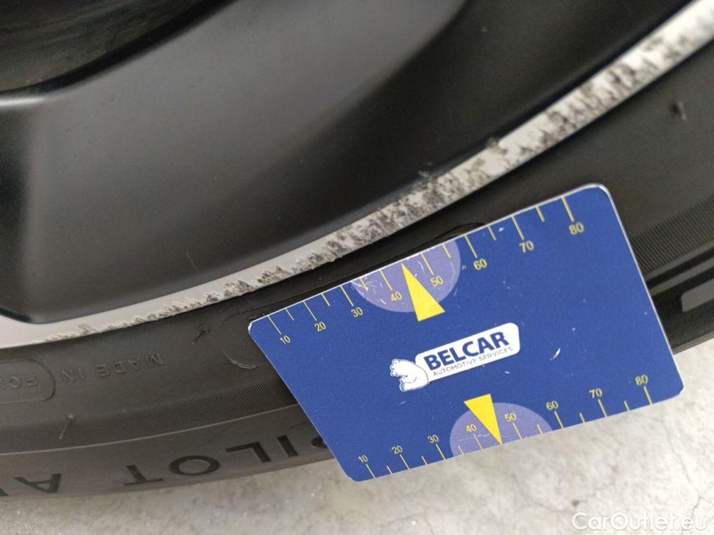 Jaguar  E-PACE JAGUAR  DIESEL - 2021 2.0 D MHEV AWD D200 R-Dynamic S 5d #28