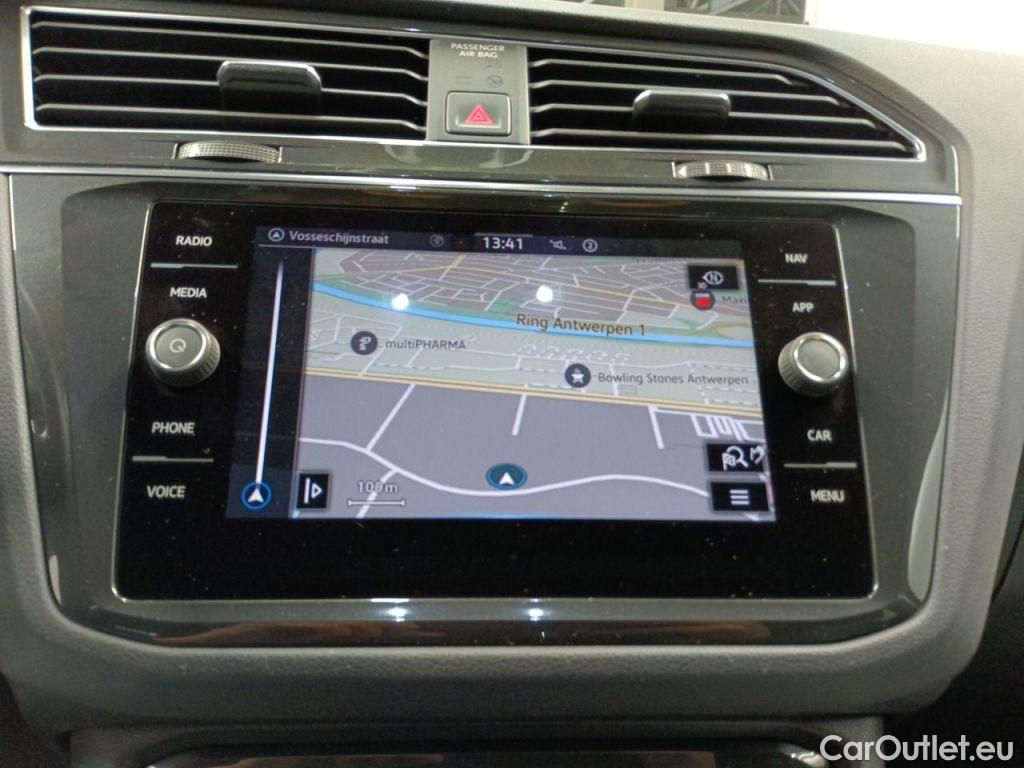 Volkswagen  Tiguan Volkswagen  1.5 TSI 96kW Life 5d #13
