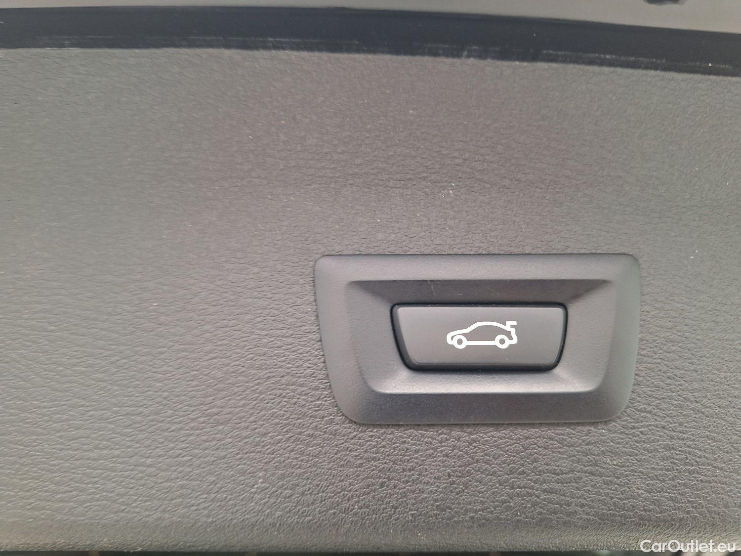 Bmw  X1 BMW,  FL'19, BMW  sDrive16dA (85 kW) 5d #22