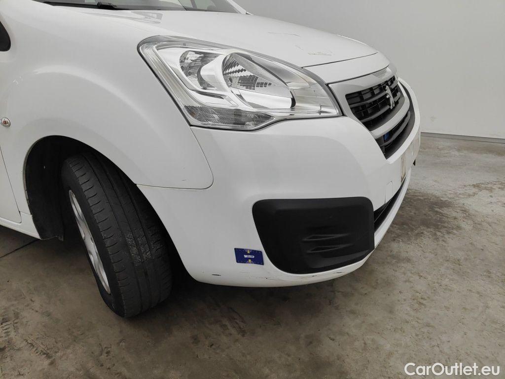 Peugeot  Partner Peugeot  Tepee 1.2 PureTech 81kW S/S Tepee Active 5d voir comment !! #30