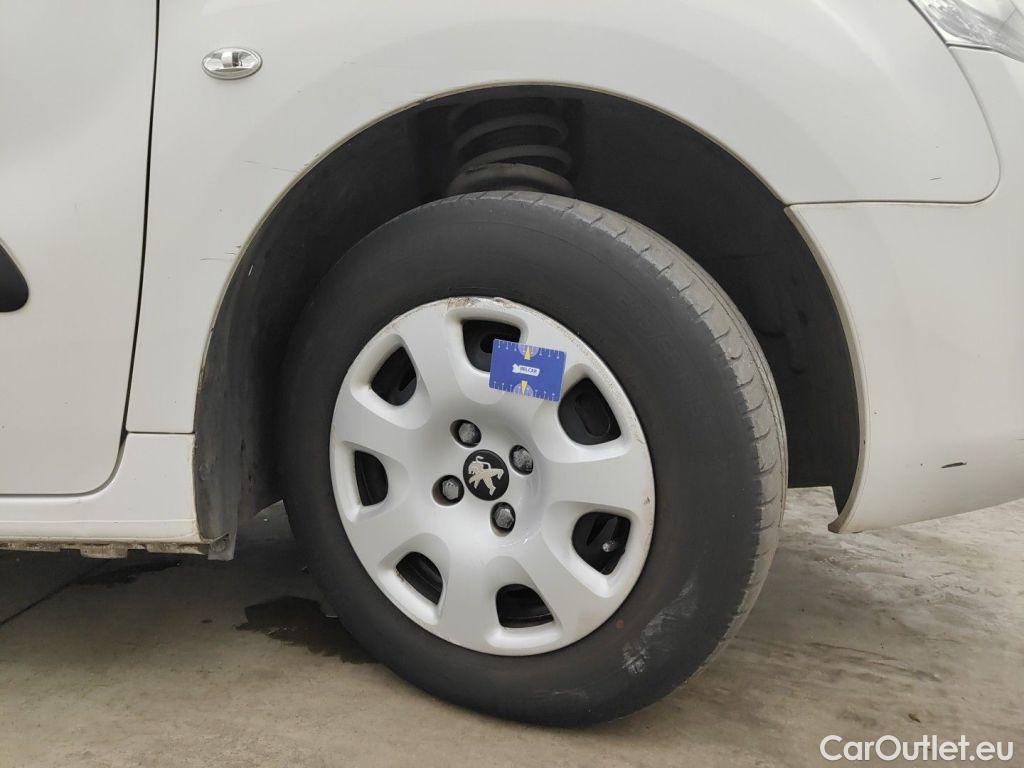 Peugeot  Partner Peugeot  Tepee 1.2 PureTech 81kW S/S Tepee Active 5d voir comment !! #116