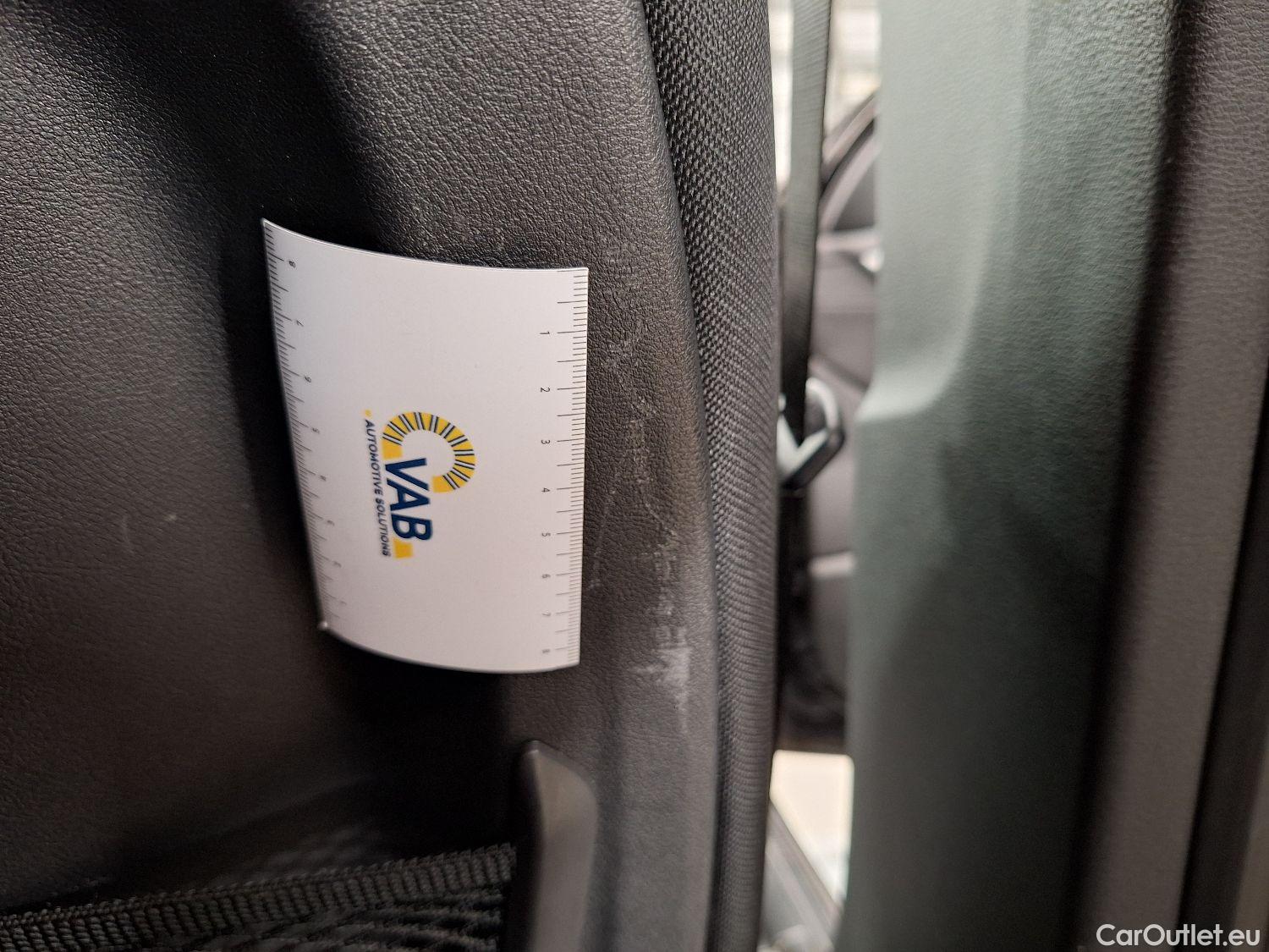 Bmw  X1 BMW,  FL'19, BMW  sDrive16dA (85 kW) 5d #26