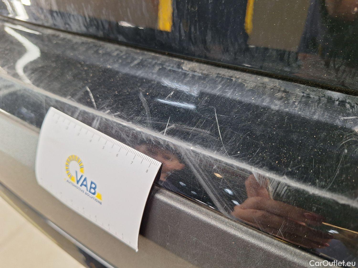 Bmw  X1 BMW,  FL'19, BMW  sDrive16dA (85 kW) 5d #12