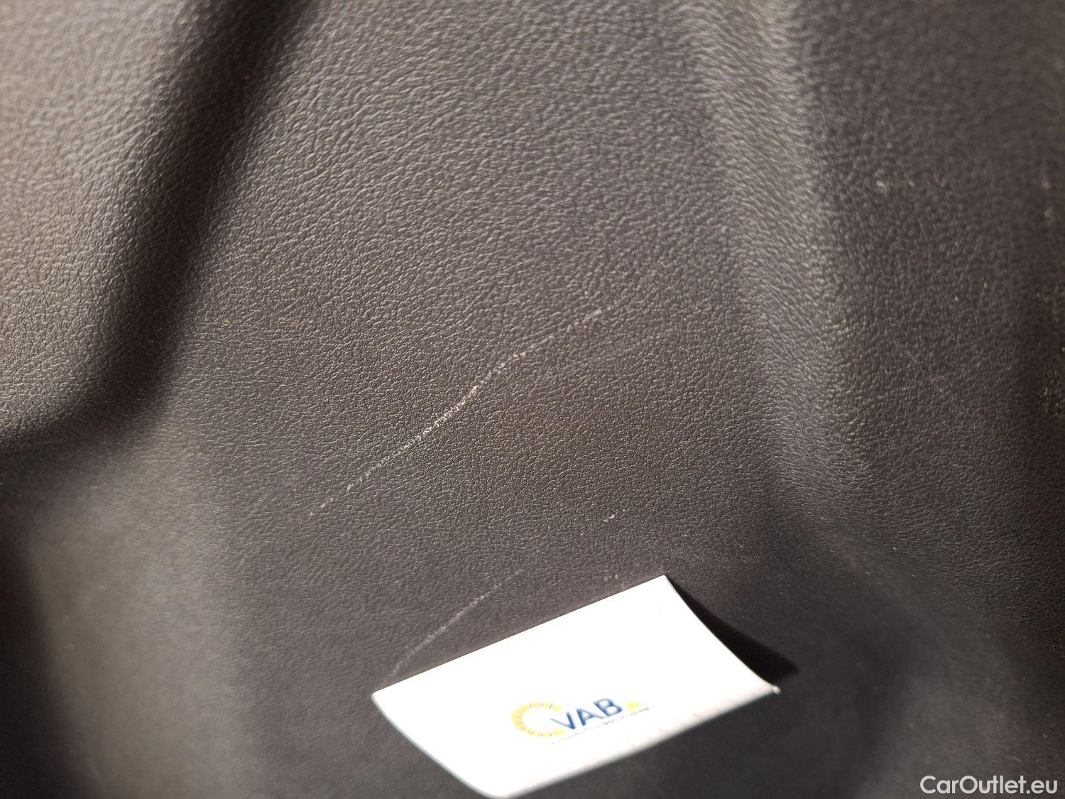 Bmw  X1 BMW,  FL'19, BMW  sDrive16dA (85 kW) 5d #36