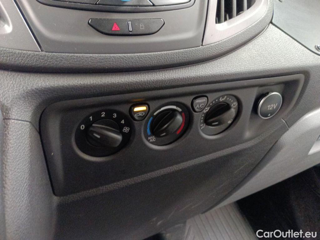 Ford  Transit Ford  350M 2.0TD 130pk 96kW M6 Trend 4d #30