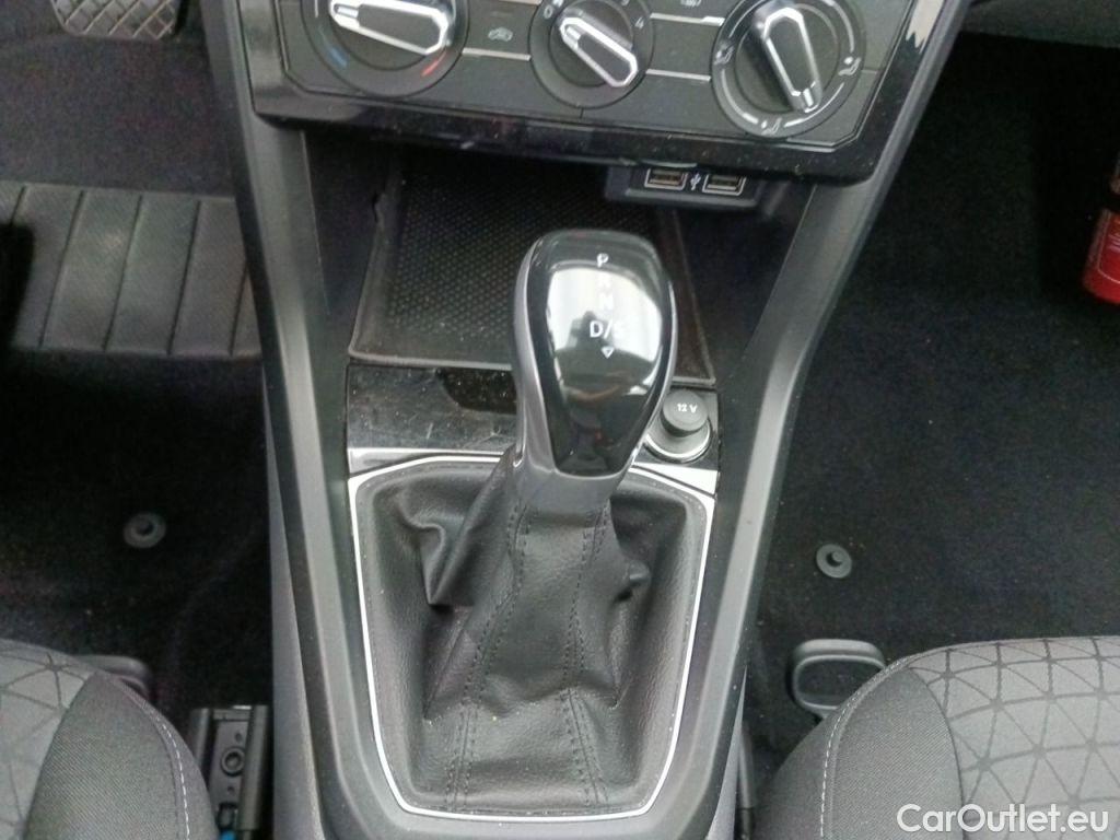 Volkswagen  T-CROSS Volkswagen  1.0 TSI 85kW Life DSG 5d #28