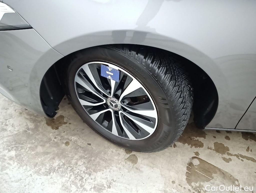 Mercedes  A-Klasse Mercedes-Benz  Limousine A 180 Business Solution 4d #50