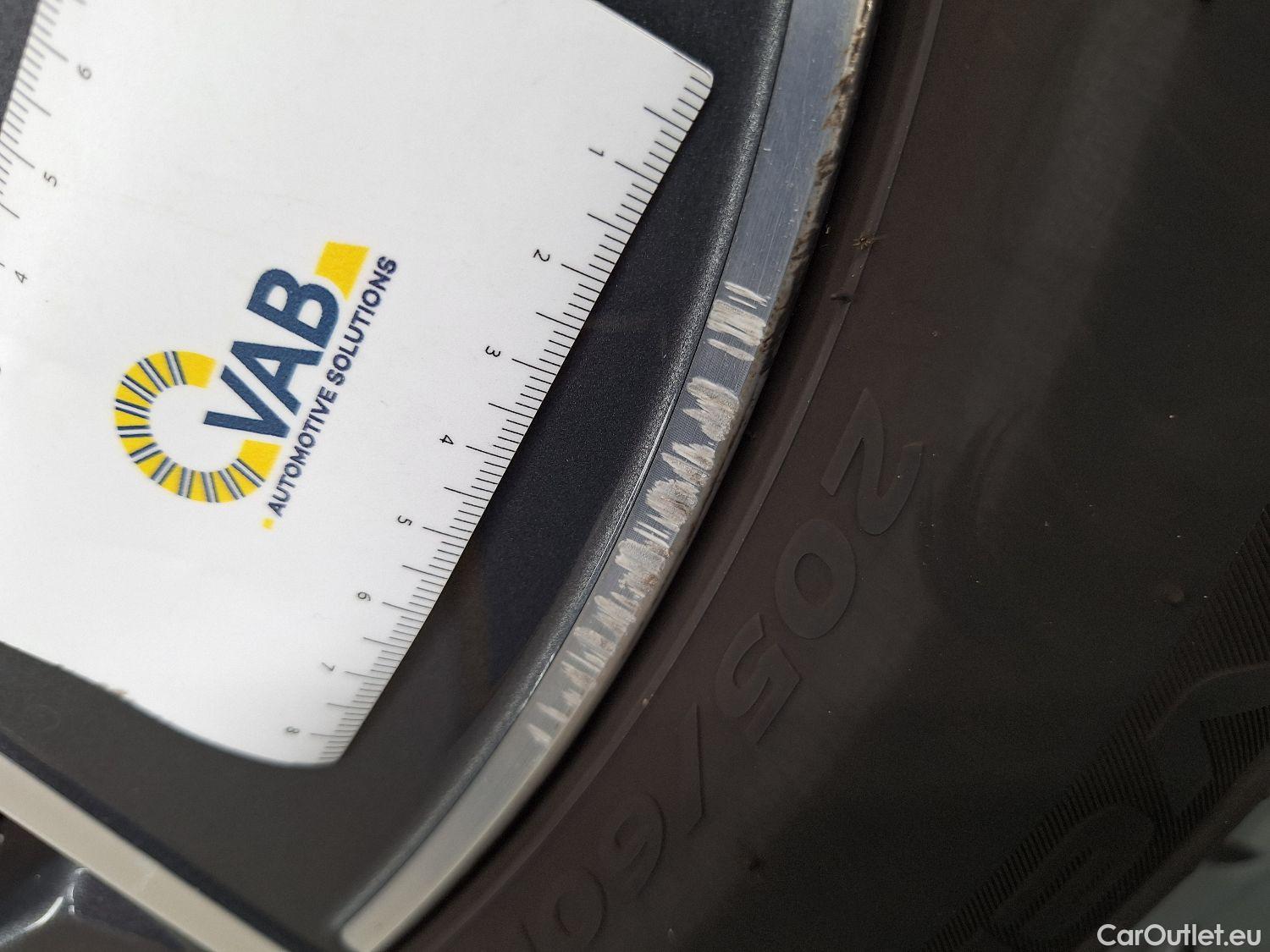 Bmw  Serie 3 BMW, 3-serie '18, BMW 3 Reeks Berline 316dA (90 kW) 4d #18