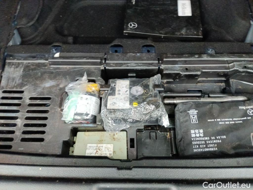 Mercedes  GLB Mercedes-Benz   180 d Business Solution 5d #17