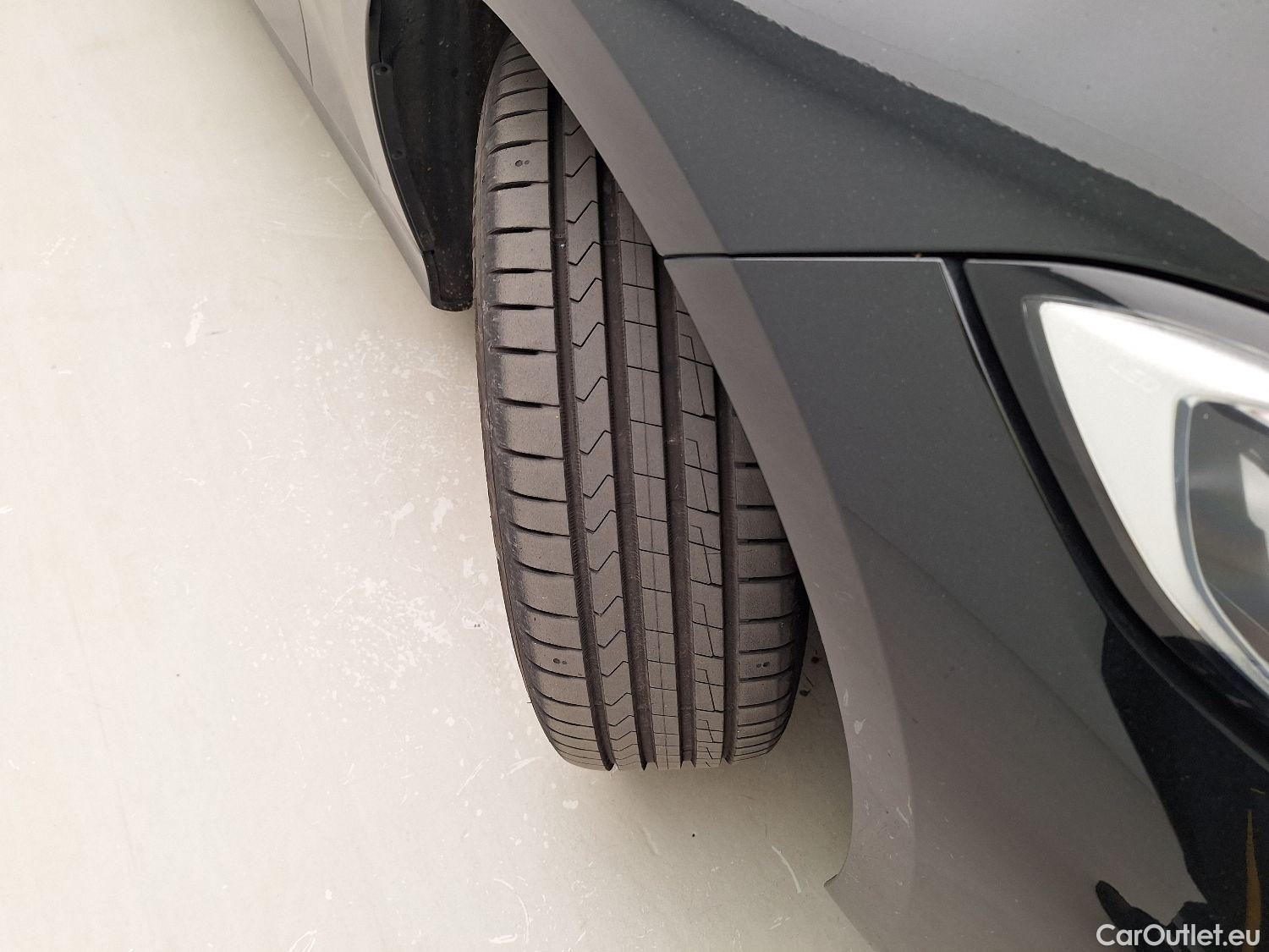 Bmw  Serie 3 BMW, 3-serie '18, BMW 3 Reeks Berline 316dA (90 kW) 4d #12