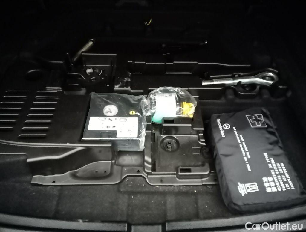 Mercedes  A-Klasse Mercedes-Benz  Limousine A 180 Business Solution 4d #15