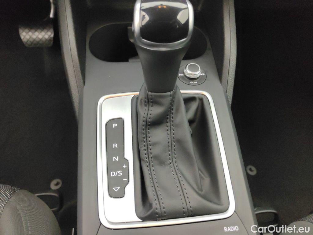 Audi  Q2 AUDI  - 2021 35 TFSI S tronic (MY23) 5d #25