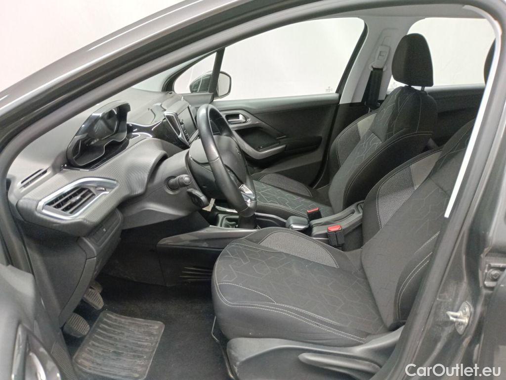 Peugeot  2008 Peugeot  1.2 Puretech 61kW S&S Active 5d #3