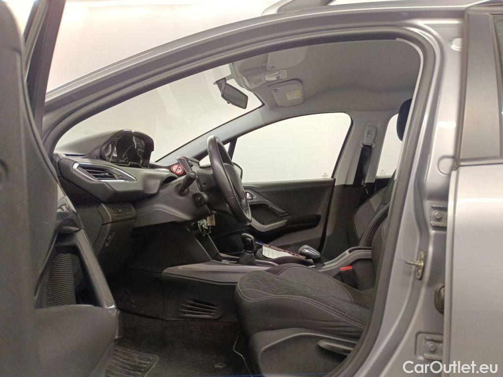 Peugeot  2008 Peugeot  1.2 Puretech 61kW S&S Active 5d #3