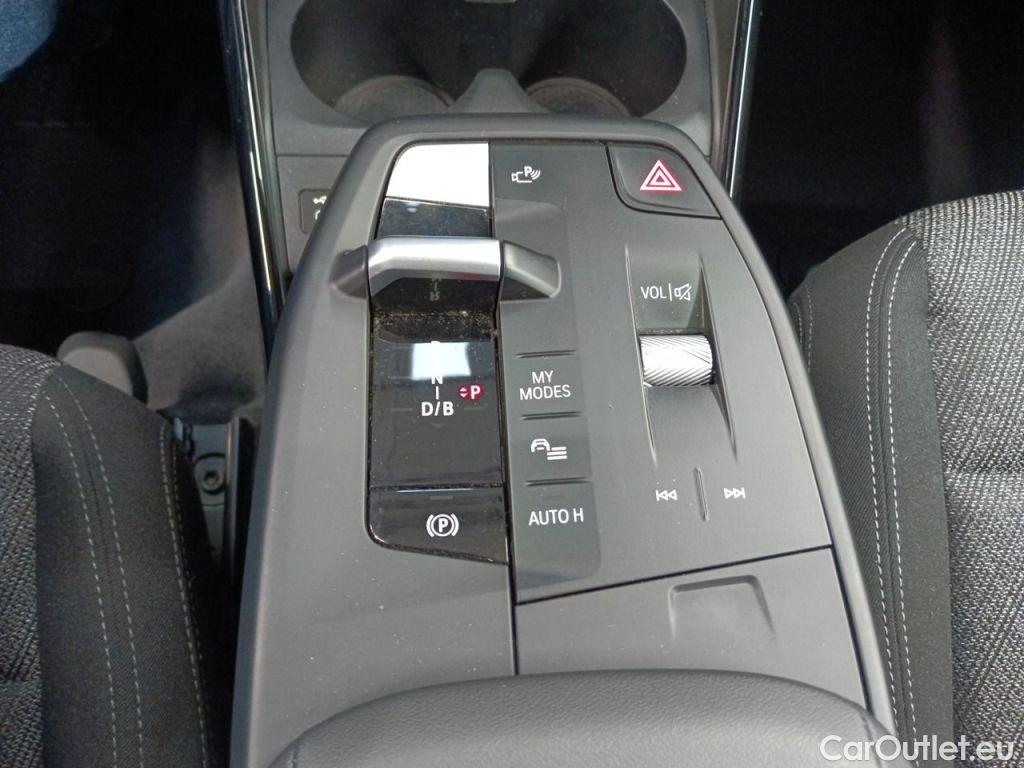 Bmw  iX 1 BMW iX1 66.5 kWh 272hp xDrive30 5d #32