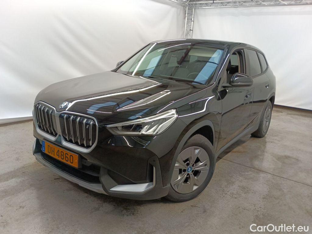 Bmw  iX 1 BMW iX1 66.5 kWh 272hp xDrive30 5d #1