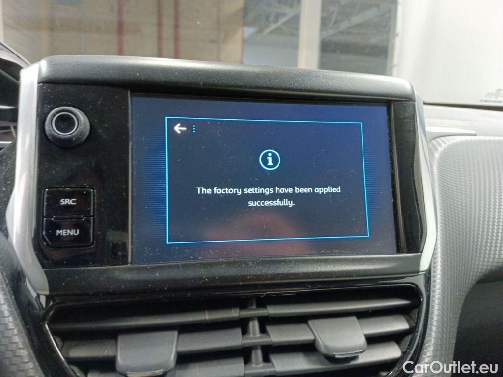 Peugeot  2008 Peugeot  1.2 Puretech 61kW S&S Active 5d #15