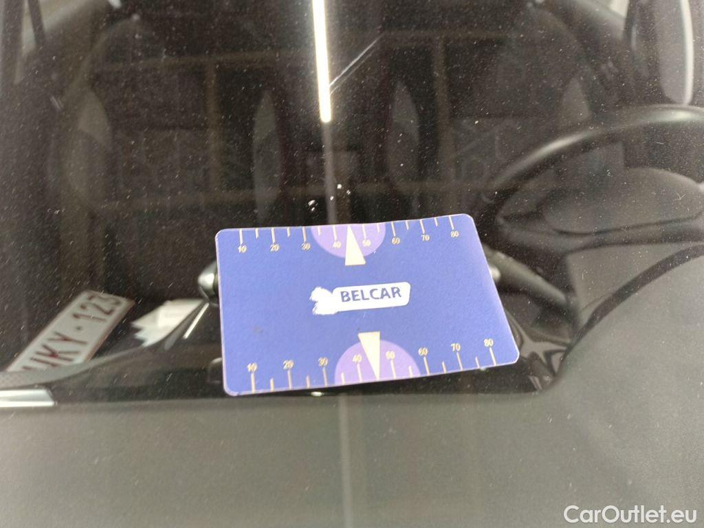 Peugeot  2008 Peugeot  1.2 Puretech 61kW S&S Active 5d #22