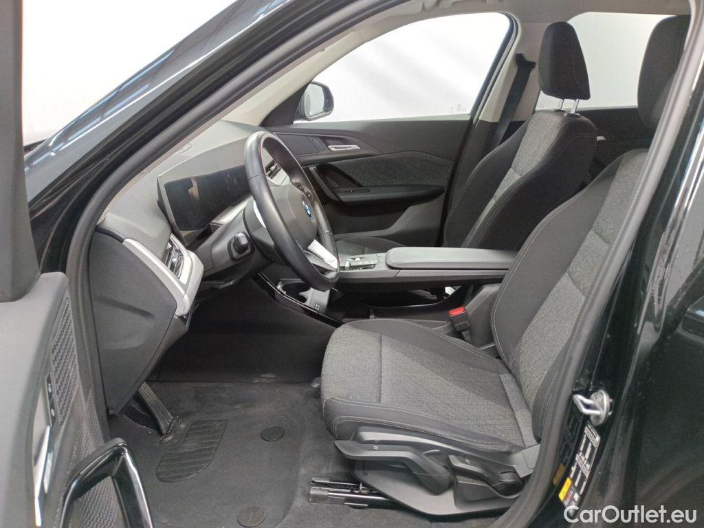 Bmw  iX 1 BMW iX1 66.5 kWh 272hp xDrive30 5d #3