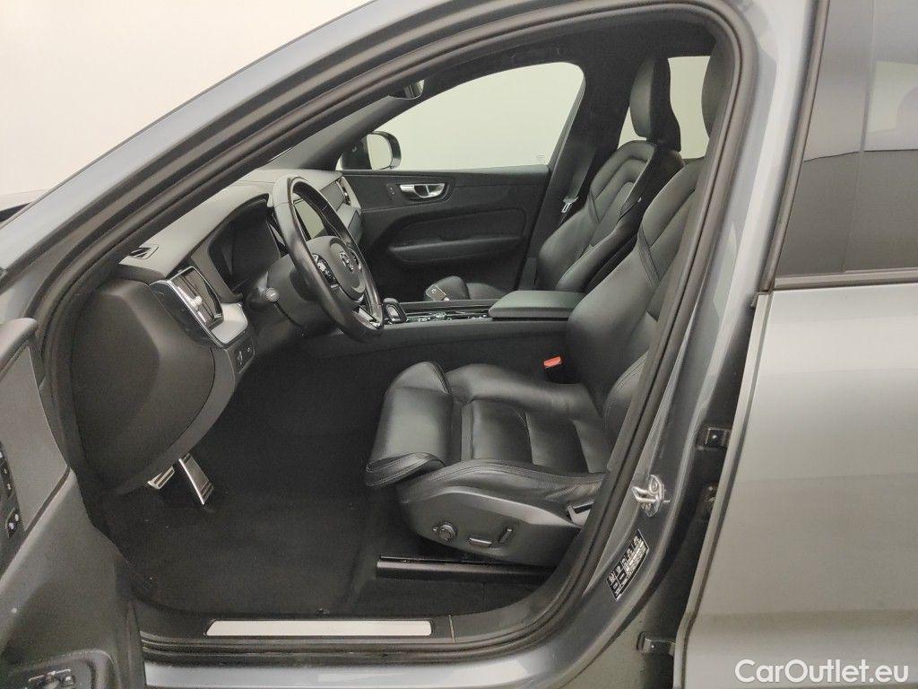 Volvo  XC60 VOLVO  DIESEL MILD HYBRID - 2.0 B4 197 AWD R-Design Geartronic 5d #3