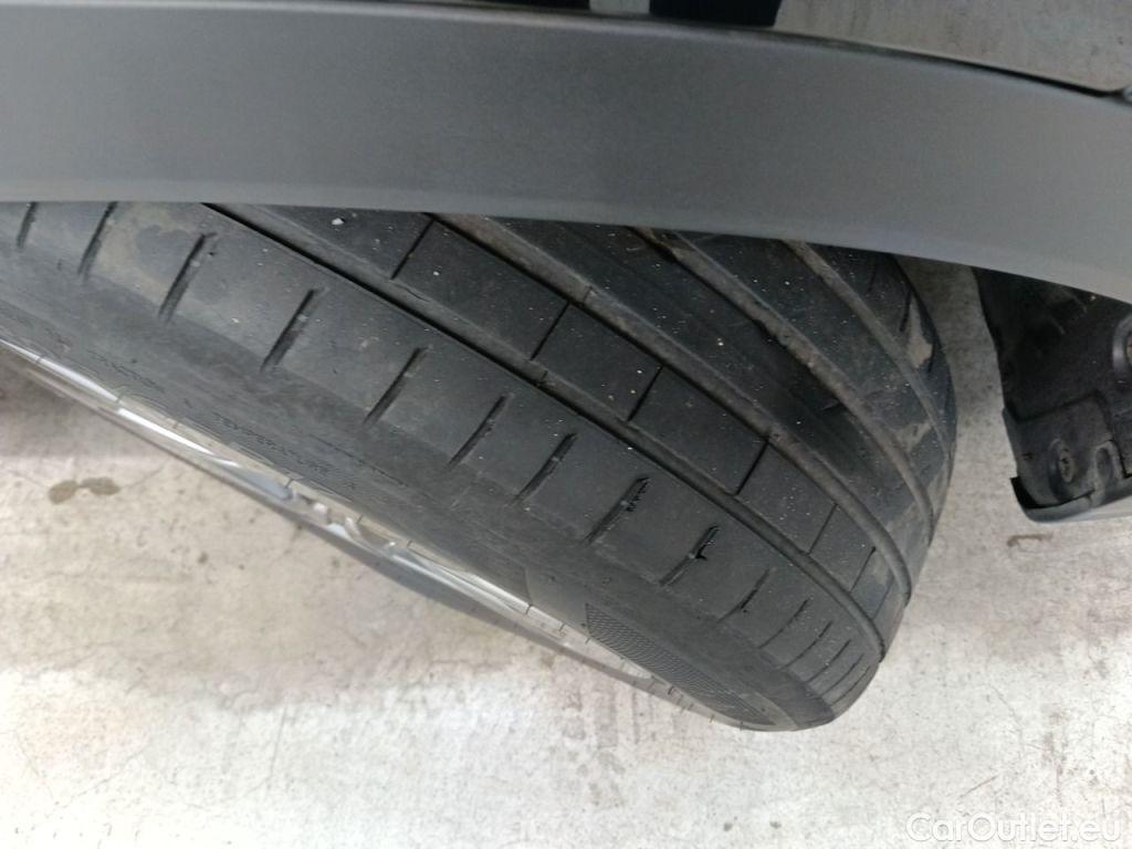 Bmw  iX 1 BMW iX1 66.5 kWh 272hp xDrive30 5d #17