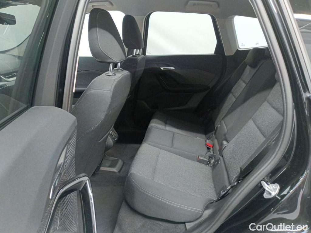 Bmw  iX 1 BMW iX1 66.5 kWh 272hp xDrive30 5d #10