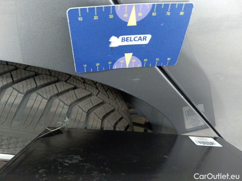 Peugeot  2008 Peugeot  1.2 Puretech 61kW S&S Active 5d #23