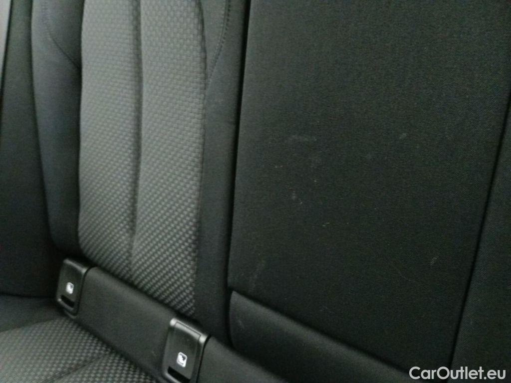 Bmw  Serie 2 BMW 2 Reeks Gran Coupé 216dA (85kW) 4d #26