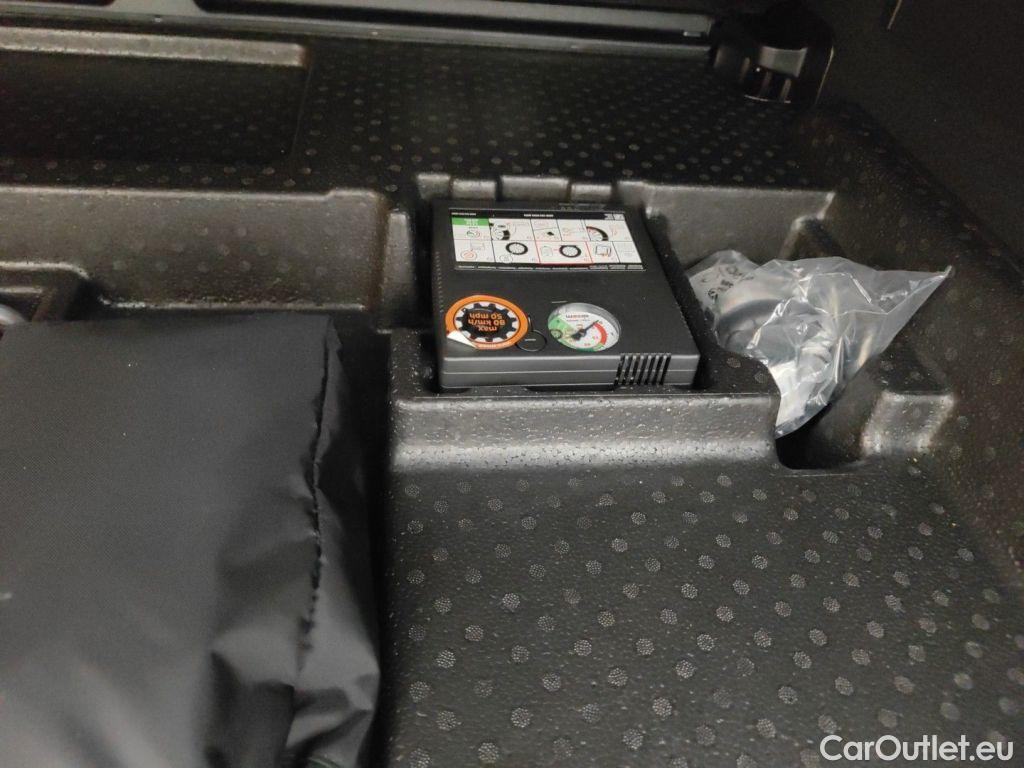 Mercedes  EQB MERCEDES  (X253) 66.5 kWh  250 190hp Business Line 5d #14