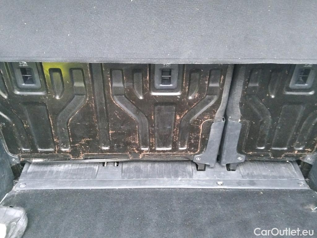  Citroen  Berlingo CITROEN  / 2018 / 4P / combi Talla M BlueHDi 100 S&S LIVE (AC) #6