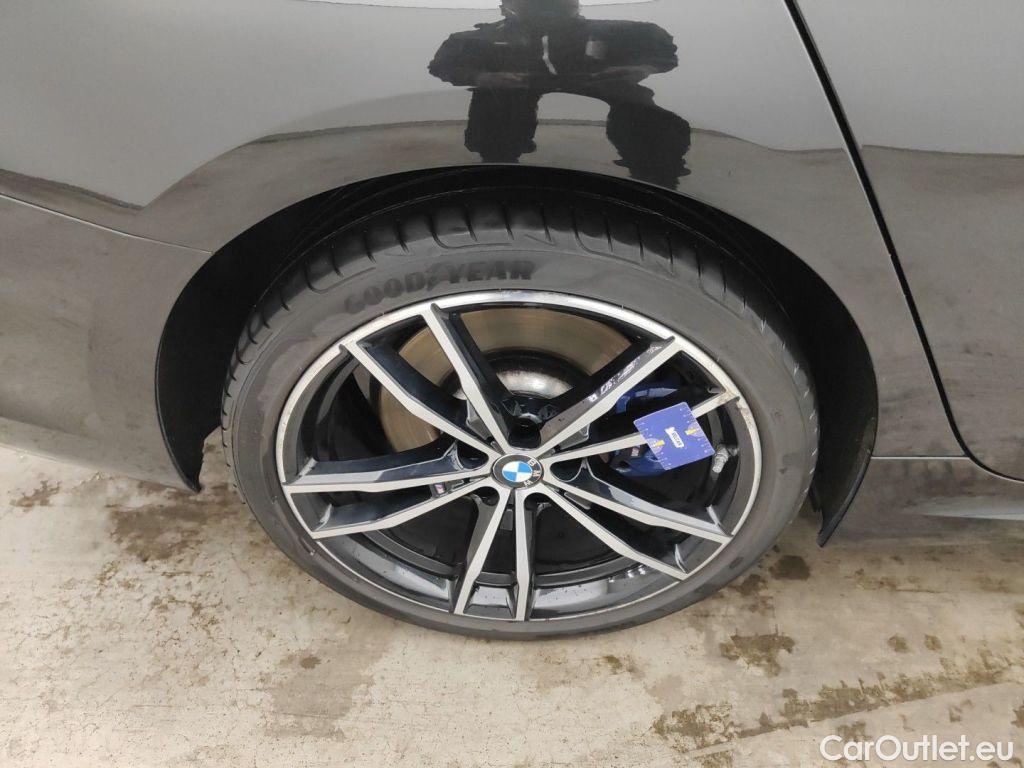 Bmw  Serie 3 BMW 3 - 2019 330eA 184 PHEV 4d #43