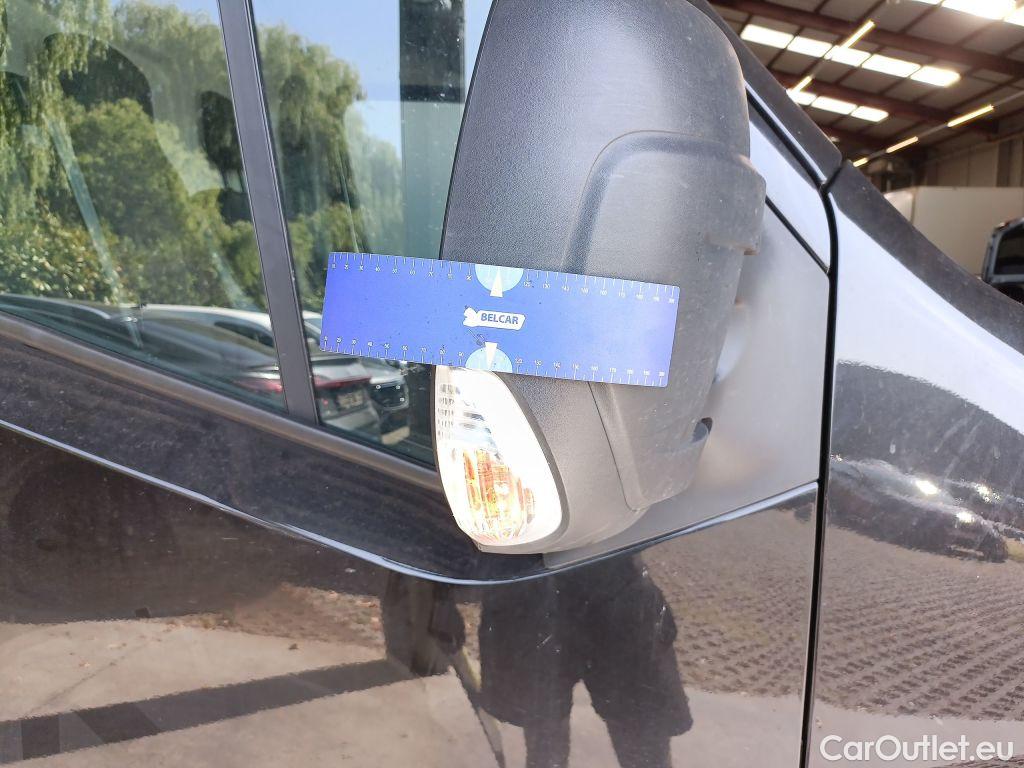 Renault  Master Renault  L2H2 En. Bl. dCi 150 - 3.5 Grand Confort 4d #26