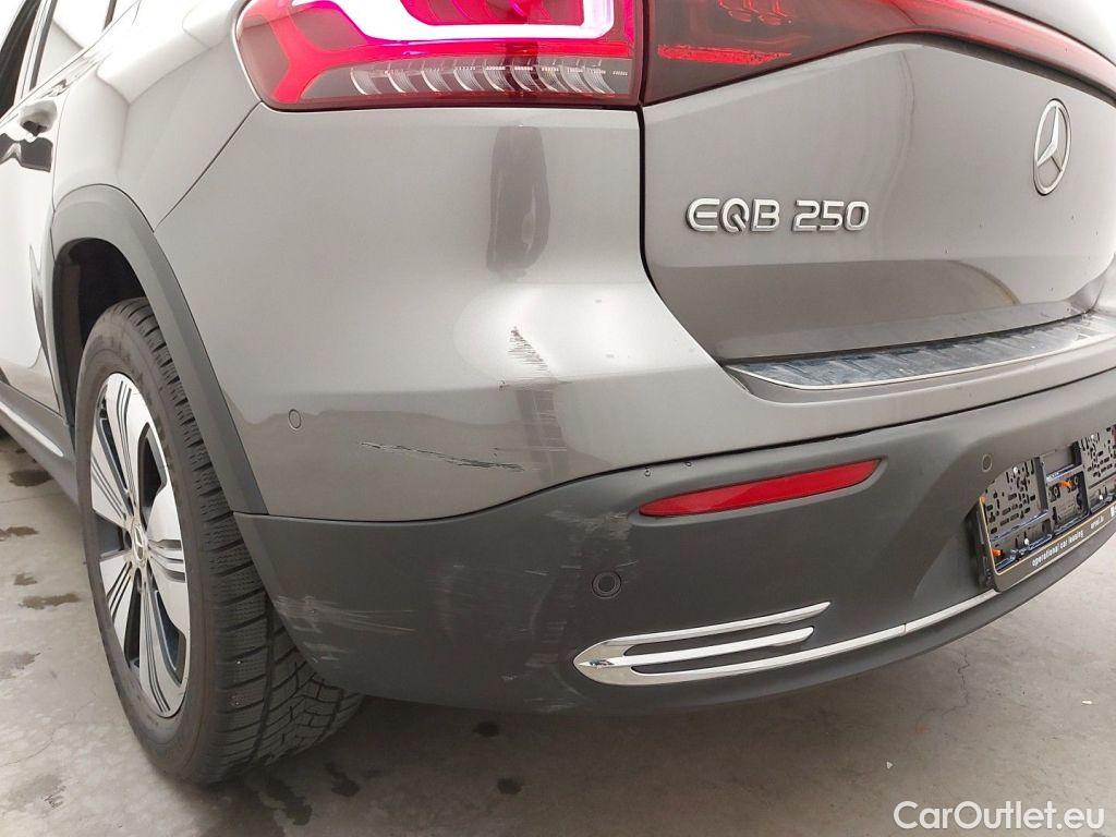 Mercedes  EQB MERCEDES  (X253) 66.5 kWh  250 190hp Business Line 5d #36
