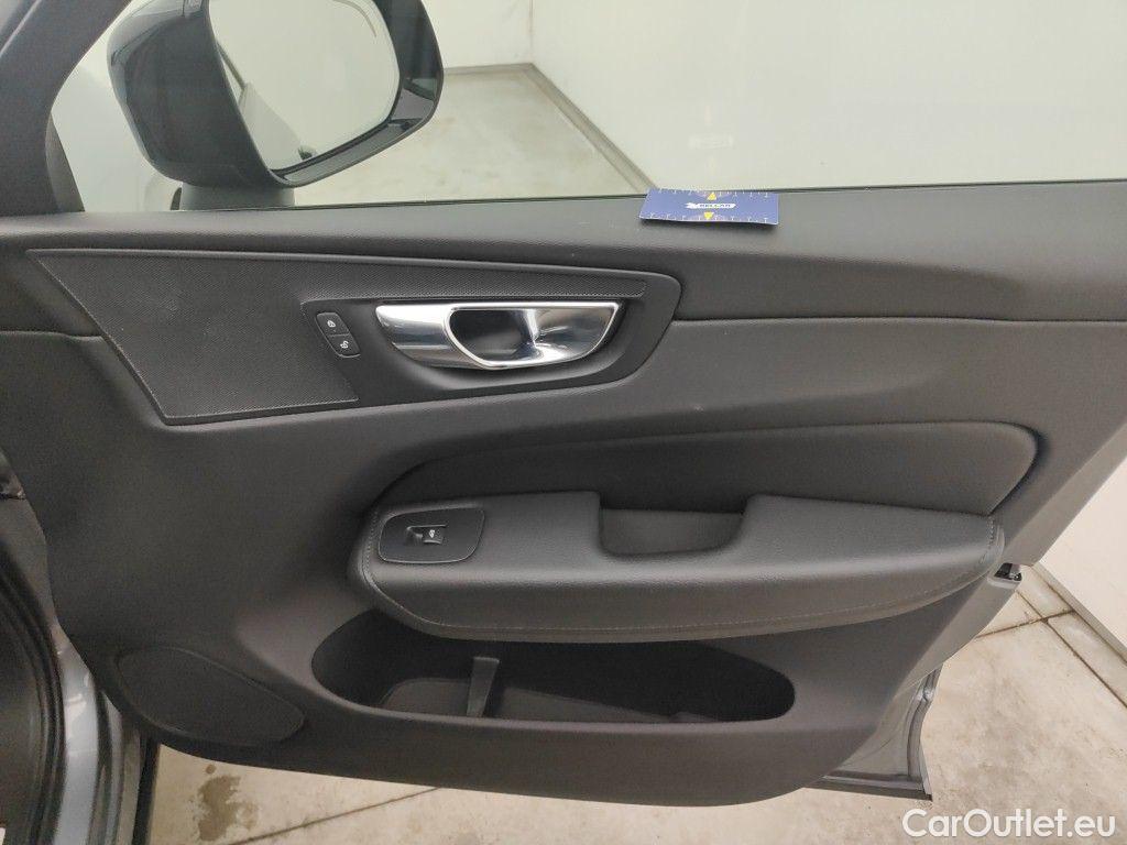 Volvo  XC60 VOLVO  DIESEL MILD HYBRID - 2.0 B4 197 AWD R-Design Geartronic 5d #72