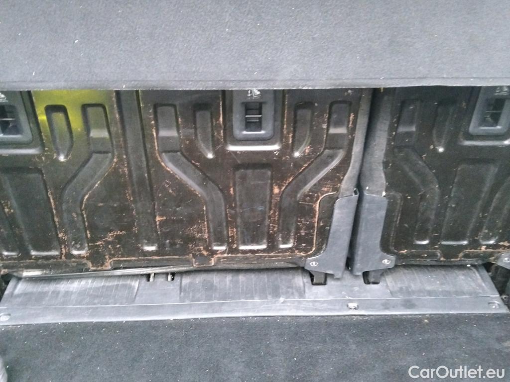  Citroen  Berlingo CITROEN  / 2018 / 4P / combi Talla M BlueHDi 100 S&S LIVE (AC) #5