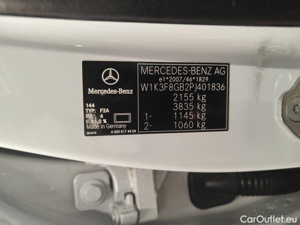 Mercedes  A-Klasse Mercedes-Benz  A 250 e Luxury Line 5d #18