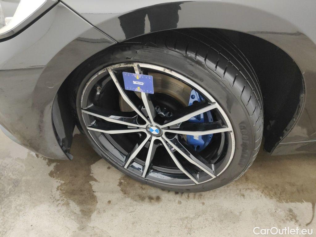 Bmw  Serie 3 BMW 3 - 2019 330eA 184 PHEV 4d #41