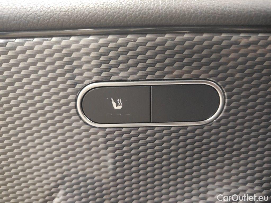 Mercedes  A-Klasse Mercedes-Benz  A 250 e Luxury Line 5d #26