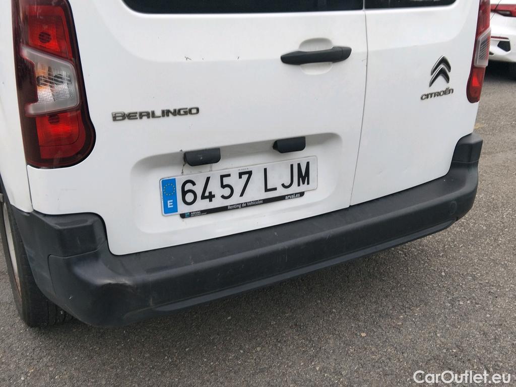  Citroen  Berlingo CITROEN  / 2018 / 4P / combi Talla M BlueHDi 100 S&S LIVE (AC) #20