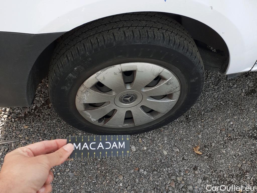  Mercedes  Vito MERCEDES-BENZ  / 2014 / 4P / furgón 111 CDI Larga #58